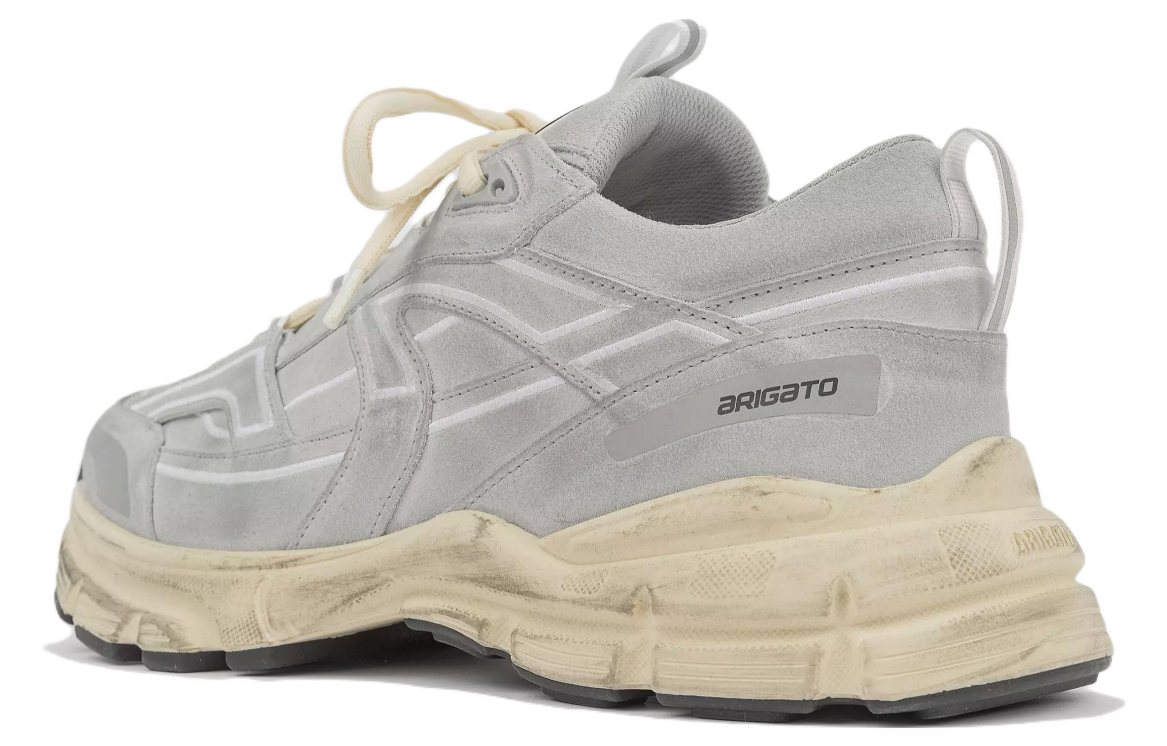 Shop Axel Arigato R-Trail 'Kelabu' F0154036