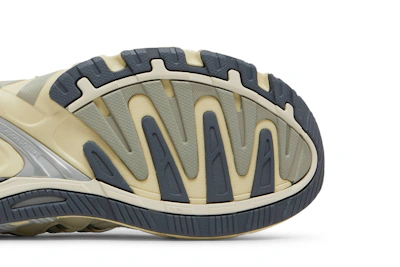 Bad Bunny x adidas Response CL 'White' GY0102