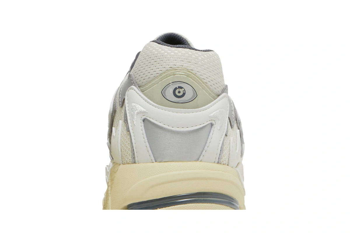 Bad Bunny x adidas Response CL 'White' GY0102