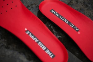 베이트 x 아디다스 EQT 러닝 서포트 '빅 애플' C77364 Details for 베이트 x 아디다스 EQT 러닝 서포트 '빅 애플' C77364