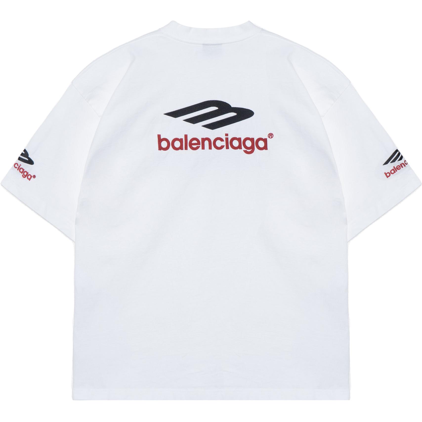 Lookbook Camiseta Blanca Oversize Unisex Balenciaga 3B Sports Icon FW23 con Logo Bordado. 764235TPVD79065