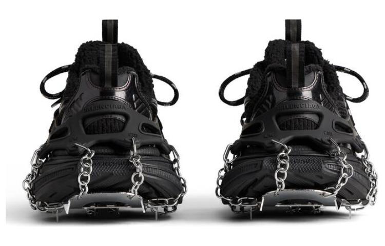 Shop Balenciaga 3XL Ski Sneakers Hitam 766034W3XR21000