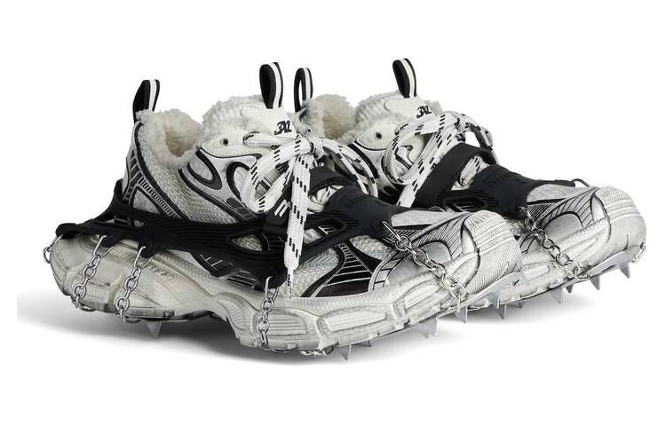 Shop Balenciaga 3XL Ski Sneakers Hitam Putih 766034W3XR39710