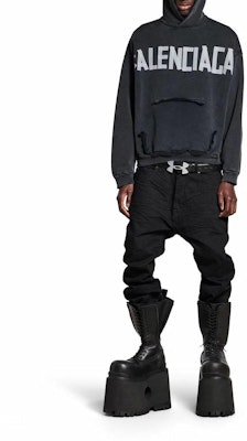 발렌시아가 블랙 프린트 로고 후드티. 744441TRVK21041 Shop 발렌시아가 블랙 프린트 로고 후드티. 744441TRVK21041