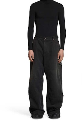 발렌시아가 블랙 로고 패치 와이드 레그 릴렉스 핏 청바지 767971TNW111672 Shop 발렌시아가 블랙 로고 패치 와이드 레그 릴렉스 핏 청바지 767971TNW111672