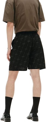 발렌시아가 블랙 로고 프린트 엘라스틱 웨이스트 캐주얼 쇼츠 레귤러 핏. 642237TJLF31269 Purchase 발렌시아가 블랙 로고 프린트 엘라스틱 웨이스트 캐주얼 쇼츠 레귤러 핏. 642237TJLF31269