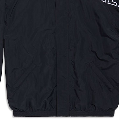 Chaqueta Deportiva Balenciaga Negra con Logo y Cremallera Corte Regular. 768920TNO791000 Purchase Chaqueta Deportiva Balenciaga Negra con Logo y Cremallera Corte Regular. 768920TNO791000