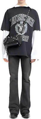 バレンシアガ ブラック ロゴプリント クルーネック Tシャツ 739784TOVK18190 Shop バレンシアガ ブラック ロゴプリント クルーネック Tシャツ 739784TOVK18190