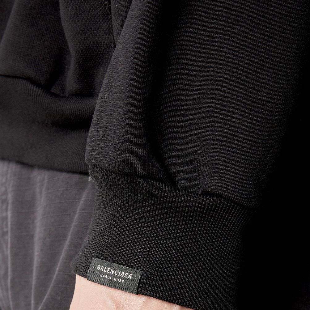 Purchase Sudadera Negra Balenciaga Sobredimensionada de Manga Larga y Estilo Pullover. 773281TPVO91000