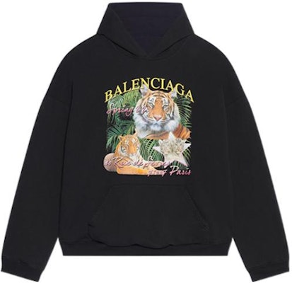 Balenciaga Black Tiger Print Fleece Sweatshirt Lunar New Year Edition. 681472TLVM44084 Buy Balenciaga Black Tiger Print Fleece Sweatshirt Lunar New Year Edition. 681472TLVM44084