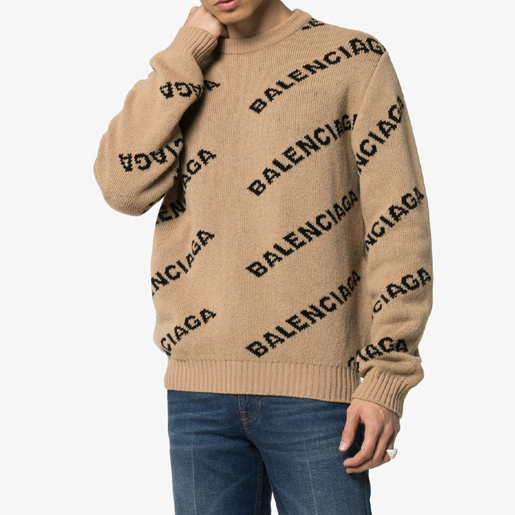 Shop 발렌시아가 브라운 로고 울 니트 스웨터 크루넥 릴렉스 핏. 648433T15679364