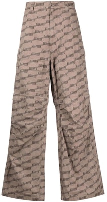 Balenciaga Seluar Kargo Longgar Coklat Logo Huruf. 704423TML349378 Order Balenciaga Seluar Kargo Longgar Coklat Logo Huruf. 704423TML349378