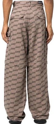 Balenciaga Seluar Kargo Longgar Coklat Logo Huruf. 704423TML349378 Shop Balenciaga Seluar Kargo Longgar Coklat Logo Huruf. 704423TML349378