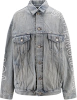 巴黎世家浅蓝色牛仔夹克,字母领口设计,纽扣开合款式。 767949TDW144016 Order 巴黎世家浅蓝色牛仔夹克,字母领口设计,纽扣开合款式。 767949TDW144016