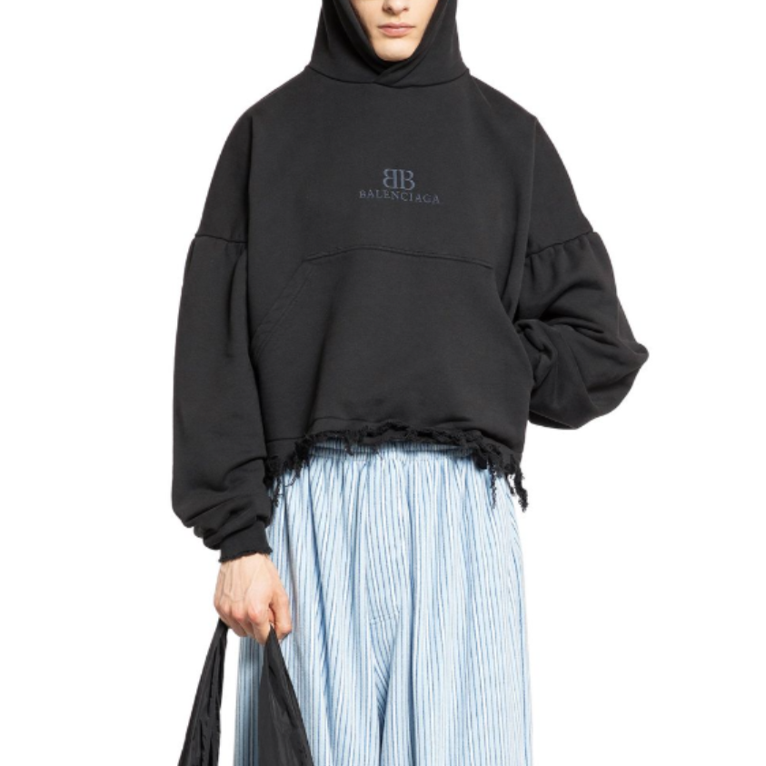 Shop Balenciaga 寶麗嘉黑色寬版連帽衫帶標誌設計。 783397TQVS91083