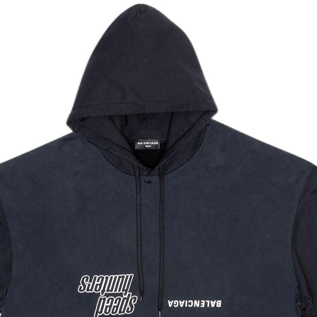 Sizing Balenciaga  Oversized Black Hoodie with Reverse Letter Print. 698156TMVD11000