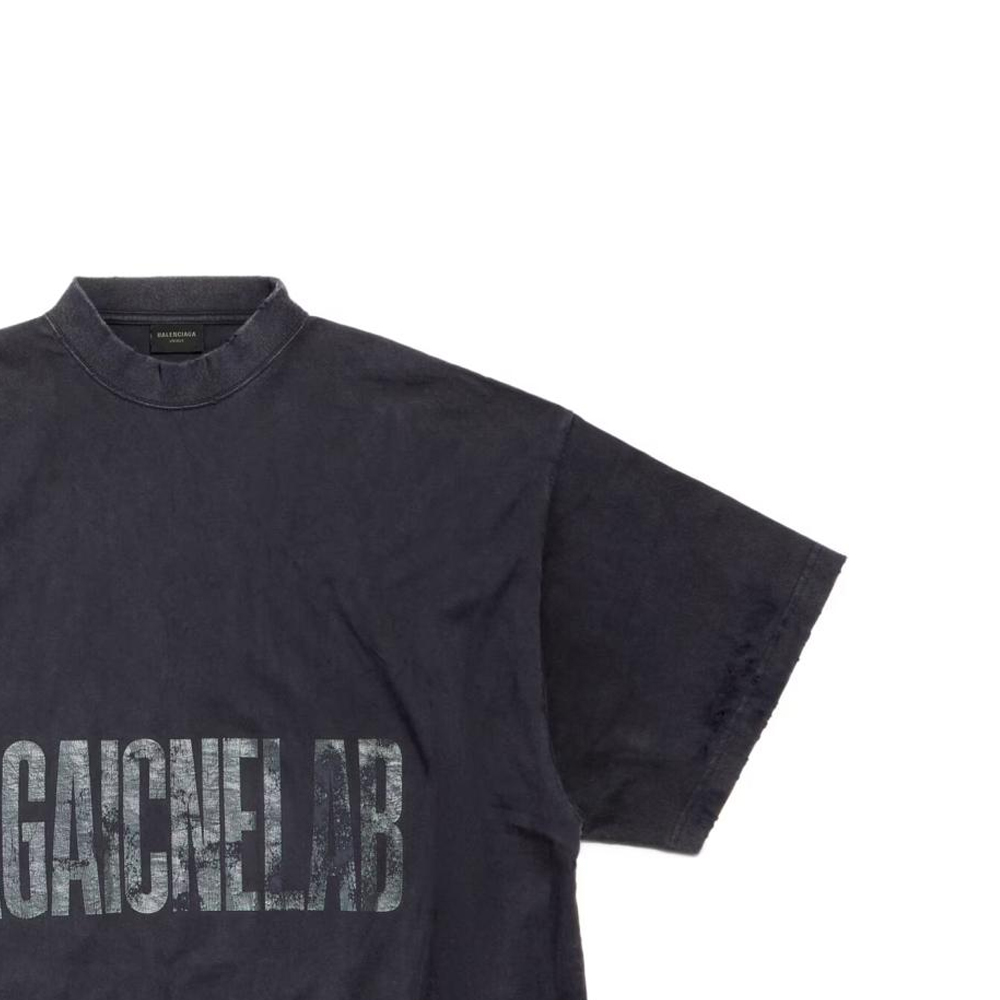 Sizing Balenciaga T-Shirt Logo Besar Crewneck Kelabu Gelap. 787349TRVA11576