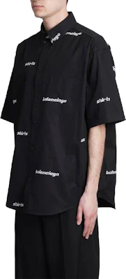 Balenciaga Kemeja Hitam Lengan Pendek Logo Print Regular Fit. 681702TOL651070 Purchase Balenciaga Kemeja Hitam Lengan Pendek Logo Print Regular Fit. 681702TOL651070