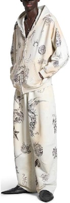 巴黎世家全印花连帽拉链外套 男女同款 白色常规版型 770939TQVK13307 Shop 巴黎世家全印花连帽拉链外套 男女同款 白色常规版型 770939TQVK13307