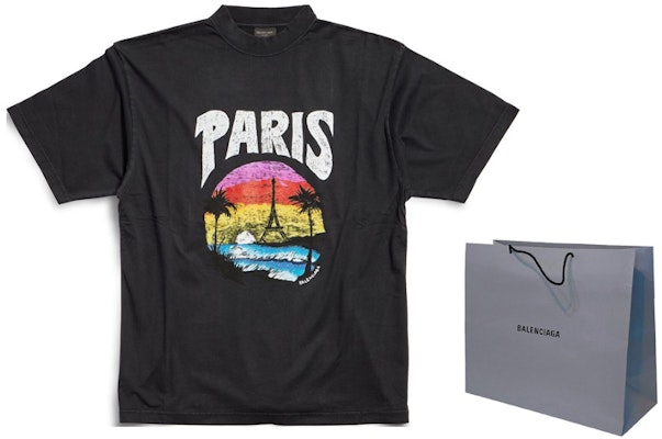 발렌시아가 알파벳 아키텍처 프린트 블랙 크루넥 티셔츠 레귤러 핏. 764235TPVL91569 Shop 발렌시아가 알파벳 아키텍처 프린트 블랙 크루넥 티셔츠 레귤러 핏. 764235TPVL91569