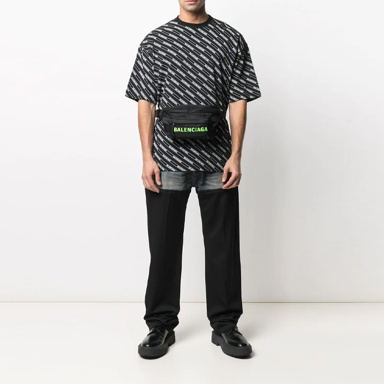 Lookbook 발렌시아가 블랙 버튼 스트레이트 패치워크 진 641460TDW148841