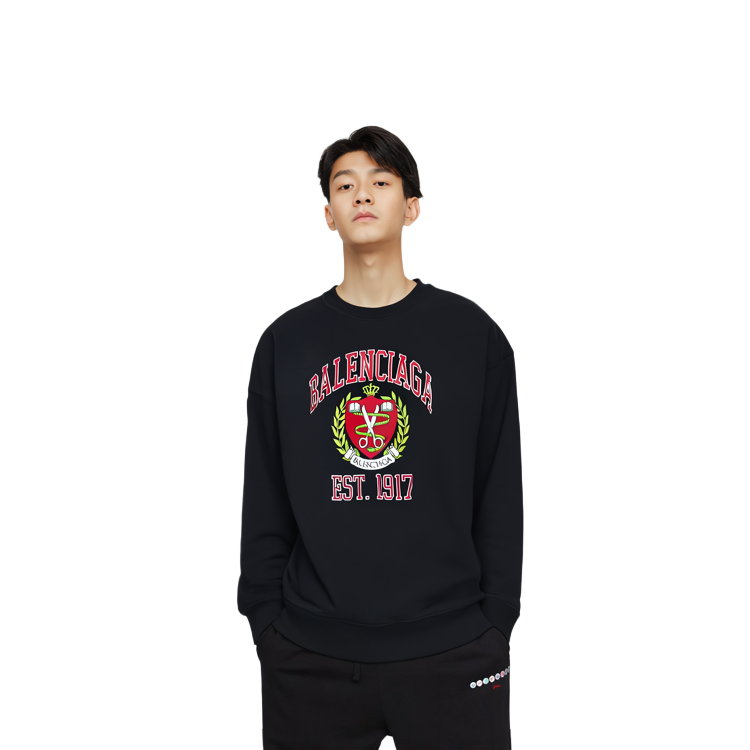 Purchase バレンシアガ ブラック クルーネック スウェットシャツ ロゴプリント バッジ デザイン 676629TLV901076