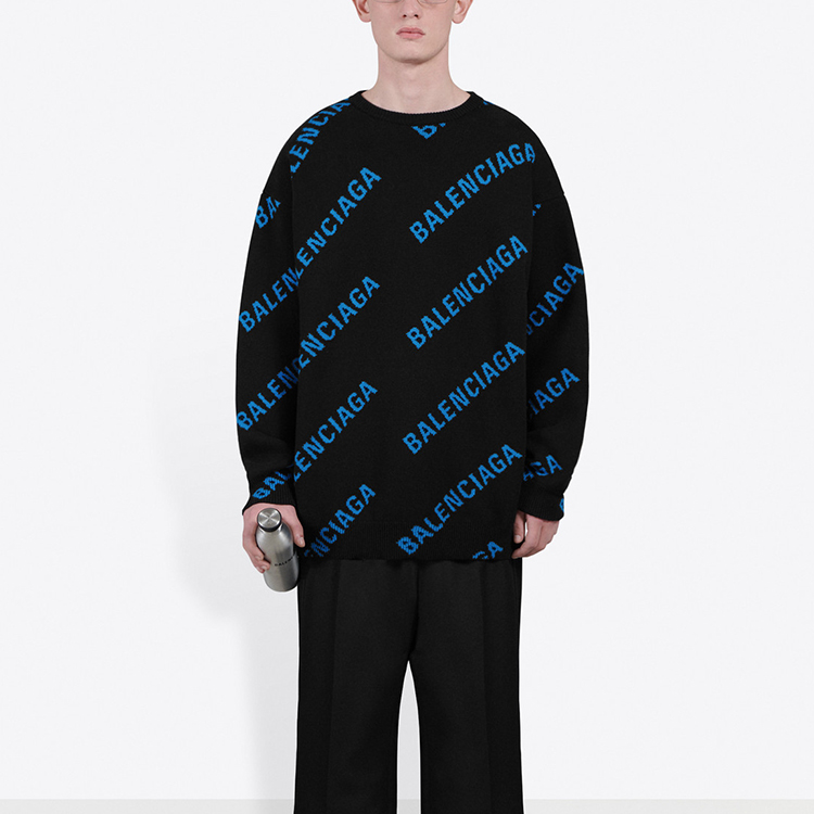 Shop 발렌시아가 남성 블랙 니트 스웨터 블루 로고 프린트. 625970T31781165