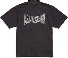Balenciaga Black Letter Logo Print Unisex Crewneck T-Shirt Regular Fit. 739784TRVH58190 Balenciaga Black Letter Logo Print Unisex Crewneck T-Shirt Regular Fit. 739784TRVH58190