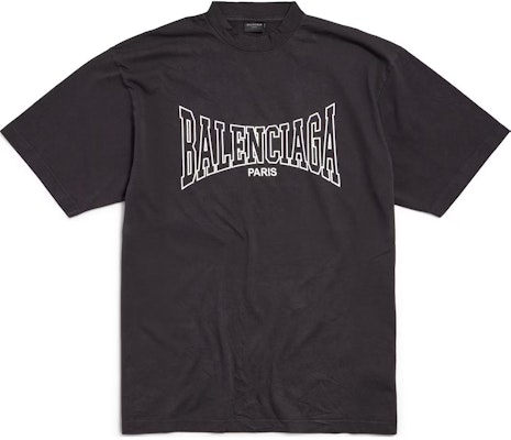 巴黎世家黑色字母Logo印花男女同款圆领T恤常规版型。 739784TRVH58190 Order 巴黎世家黑色字母Logo印花男女同款圆领T恤常规版型。 739784TRVH58190