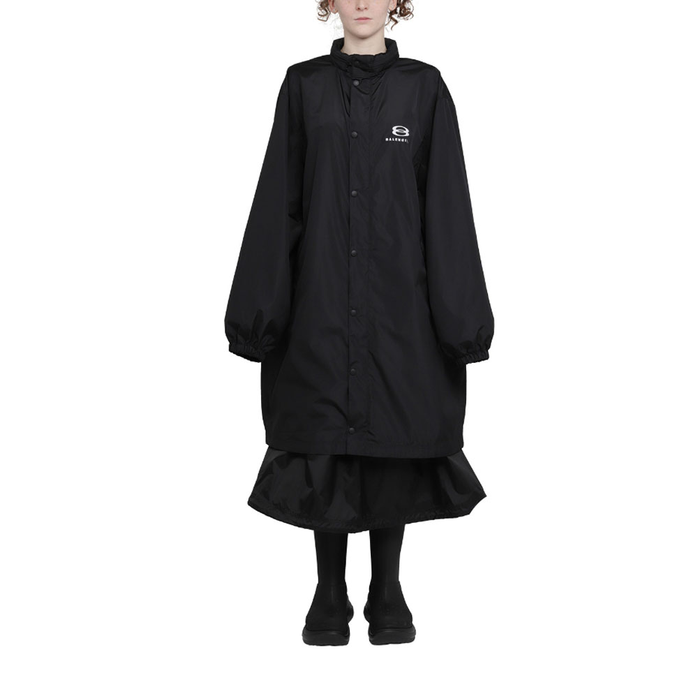 Purchase Balenciaga Jaket Panjang Lengan Panjang Hitam dengan Logo Print 681449TLO061000