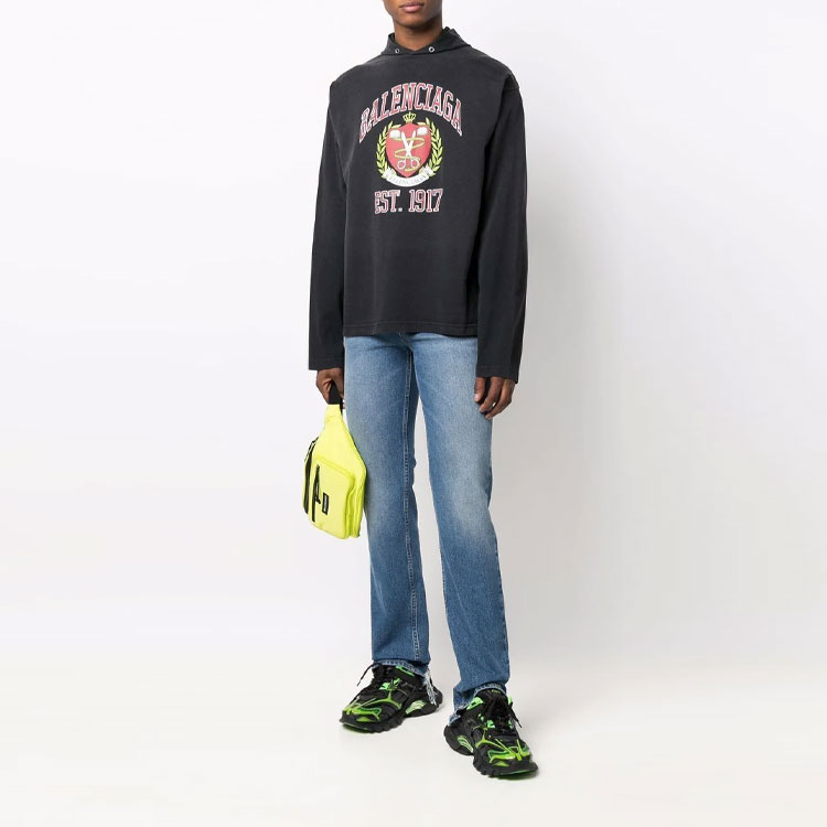 Balenciaga Black Oversized Hoodie with Logo Lettering and Number Print. 674685TLV891076 圖 3