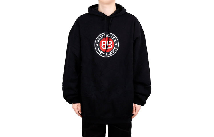 Buy 巴黎世家黑色标语印花宽松连帽衫。 641679TJV771000