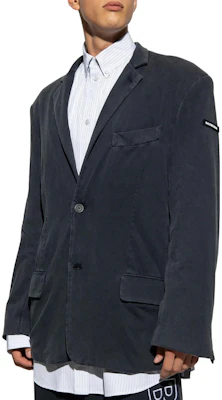 Balenciaga 黑色純色長袖釦扣外套 768932TPVJ91000 Lookbook Balenciaga 黑色純色長袖釦扣外套 768932TPVJ91000