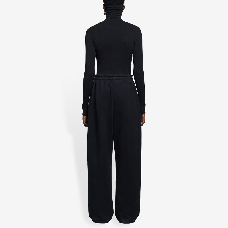 Shop バレンシアガ ブラック タートルネック マスク一体型 ニットセーター 657399T51591000