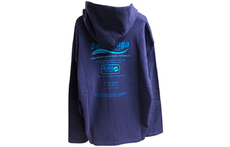 Lookbook 발렌시아가 블루 오버사이즈 스웨터 에코 슬로건 프린트. 661711TKVF