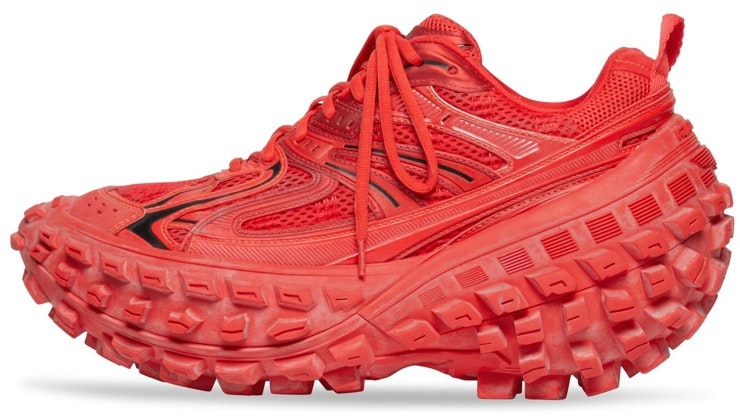 balenciaga-bouncer-sneaker-worn-out-red