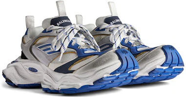 Lookbook Balenciaga Cargo Sneaker 'Worn-Out - Grey Blue' 785754W2MV11940