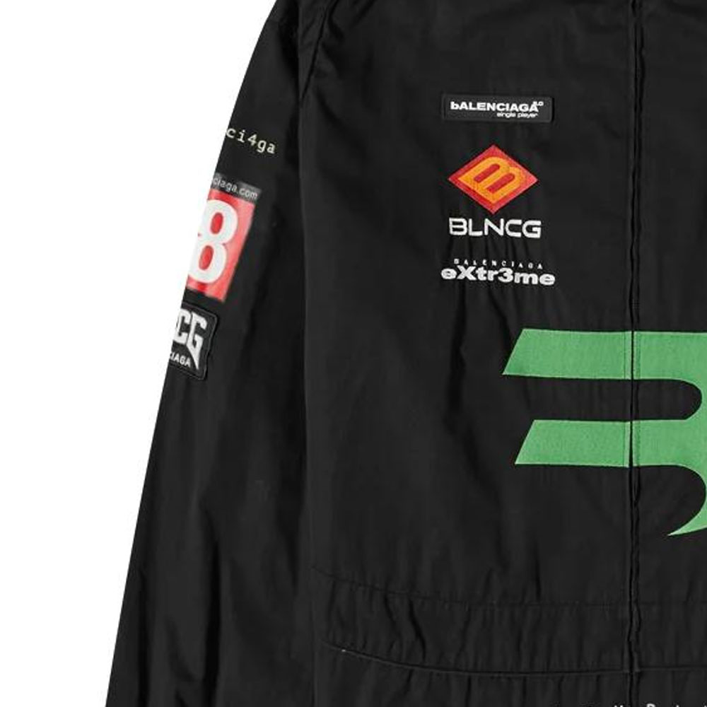 Sizing Balenciaga Jaket Longgar Hitam dengan Cetak Logo Huruf Kasual. 663153TIM391000