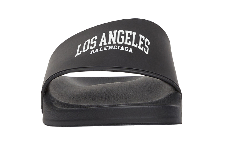 Lookbook 巴黎世家洛杉矶黑色城市泳池拖鞋 689031W1S9A1010