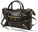 Order Bolso Balenciaga Classic City Pequeño Negro con Detalles Dorados