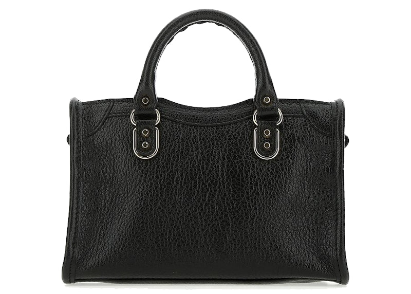 Lookbook 巴黎世家經典City Nano黑色手提包