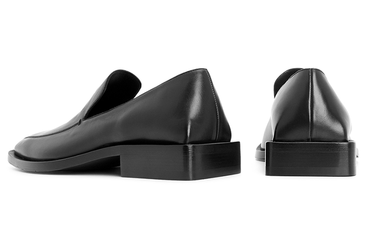 Shop 발렌시아가 코인 림 로퍼 '블랙' (Balenciaga Coin Rim Loafer 'Black') 615723-WA72L-1000