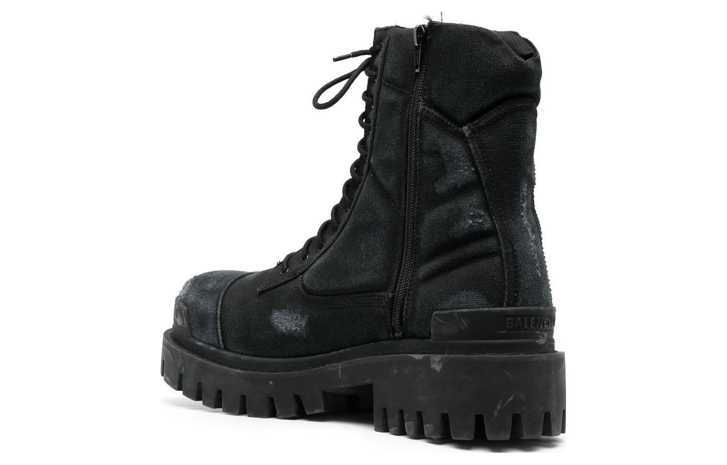 Shop Bota Balenciaga Combat Strike 'Desgastada - Negra' 694042-W2H11-1000