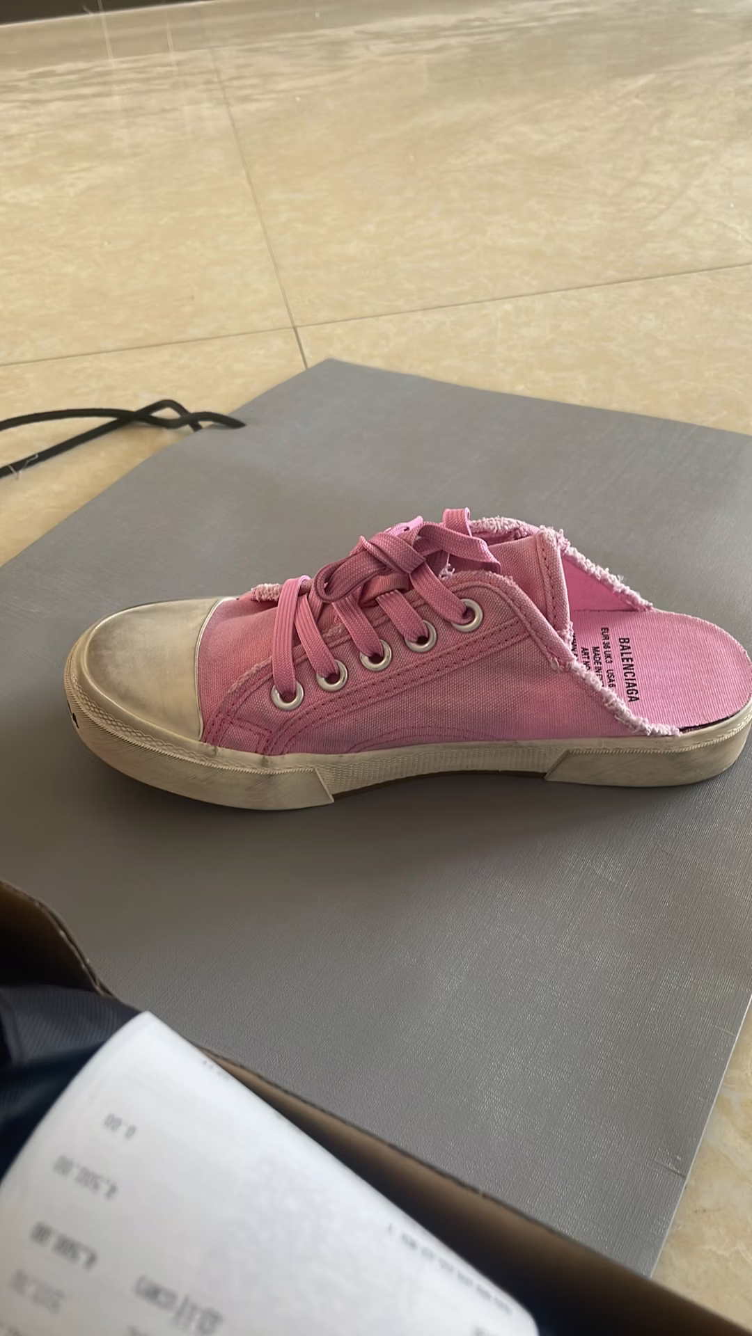 balenciaga-converse-chuck-taylor-all-star-pink-mule-ecbl-202275-b