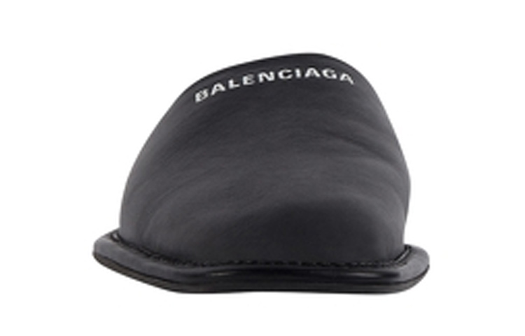 Shop Balenciaga Cosy Mule 2020 'Hitam'. 607494WA7261006