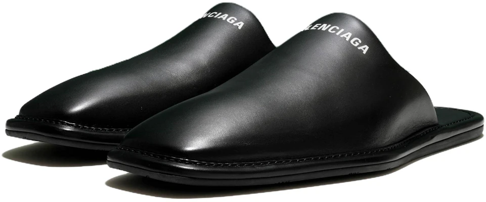 Balenciaga Cosy Mule 2020 'Hitam'. 607494WA7261006 Purchase Balenciaga Cosy Mule 2020 'Hitam'. 607494WA7261006