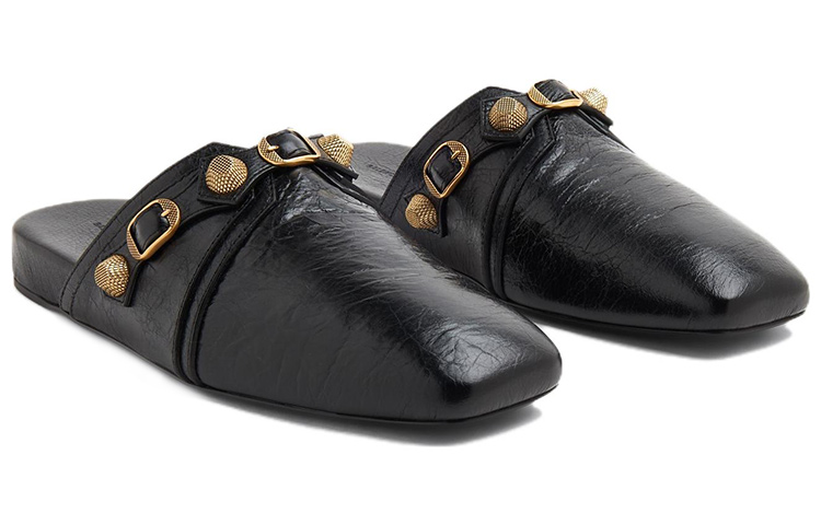 Shop Balenciaga Cozy Beach Mukes ''Nero'' 716613WAD4F1080