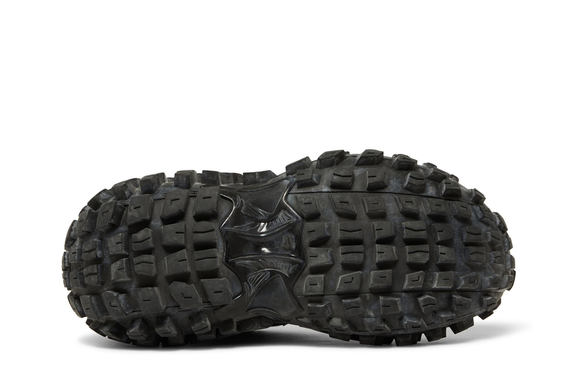 Purchase Sneaker Balenciaga Defender ''Noir'' 685613-W2RA6-1000
