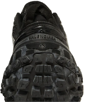 Sneaker Balenciaga Defender ''Noir'' 685613-W2RA6-1000 Cheap Sneaker Balenciaga Defender ''Noir'' 685613-W2RA6-1000