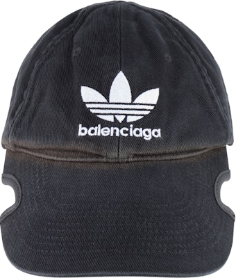 Balenciaga Embroidered Logo Black Cotton Cap for Men. 723749410B2 Purchase Balenciaga Embroidered Logo Black Cotton Cap for Men. 723749410B2